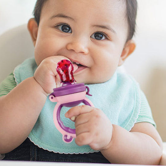 Que mettre dans grignoteuse bébé
