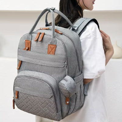 Sac-à-dos-langer-bébé-adapté-au-sorti