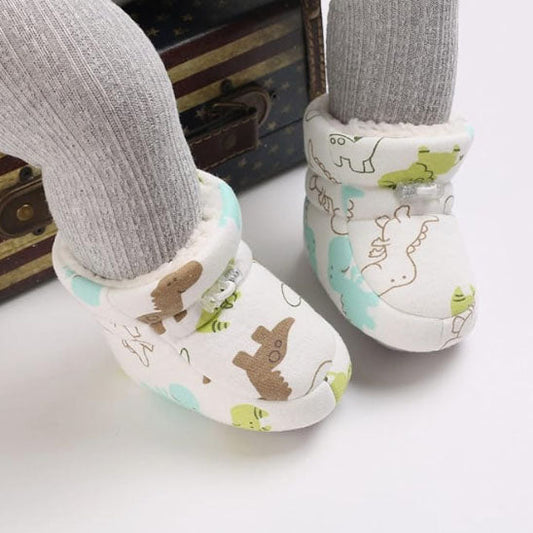 Quand mettre des chaussons à bébé