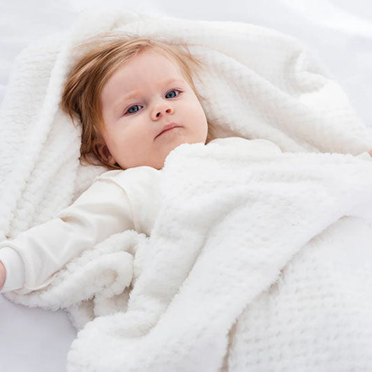 Couverture Enveloppante Bébé : Comment Bien l'Utiliser et la Choisir