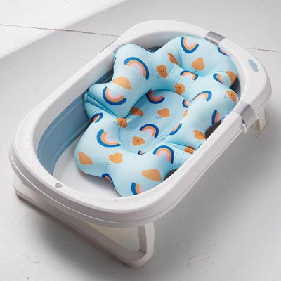 Baignoire-bébé-bleu-arc-en-ciel 