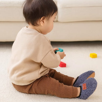 Chaussons-bébé-bleu