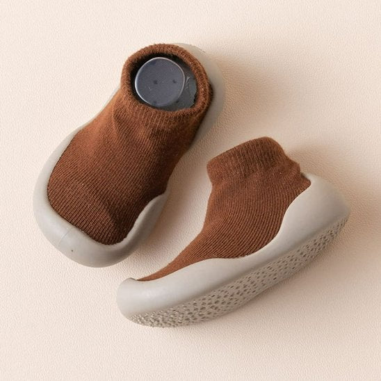 Chaussures-bebe-brun