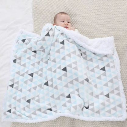 Couverture-en-polaire-bebe-matiere-douce