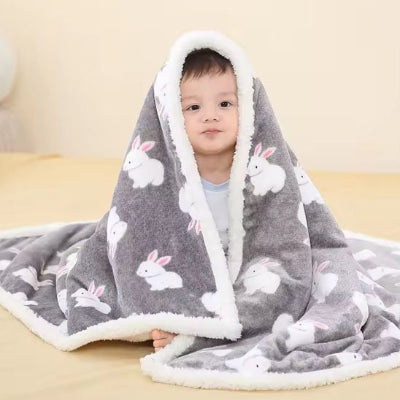 Couverture-enveloppe-bebe-capuche-intégré