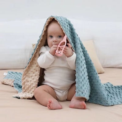 Couverture-pour-envelopper-bebe-finition-soignée