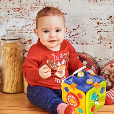 cube-activite-bebe-en-rouge