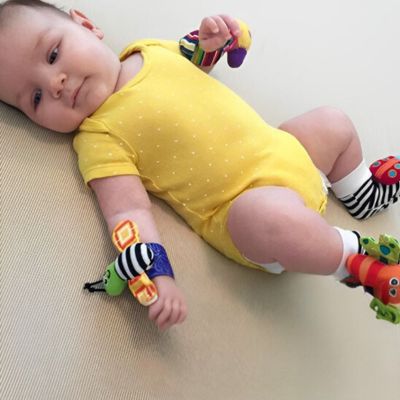 hochet-bebe-velcro-1