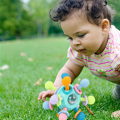 hochet-pour-bebe-dehors