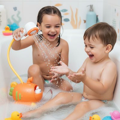Jouet-baignoire-pour-bebe-poigné-ergonimique 