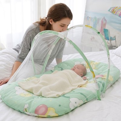 Lit-moustiquaire-bebe-vert 