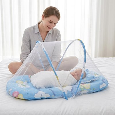 Lit-moustiquaire-bebe-visibilité-optimale 