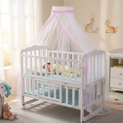 Moustiquaire-lit-bébé-tissus-léger 
