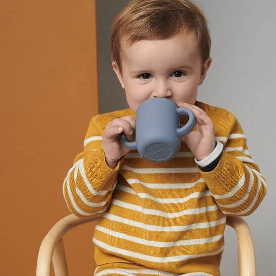 verre-pour-bebe-sans-degats